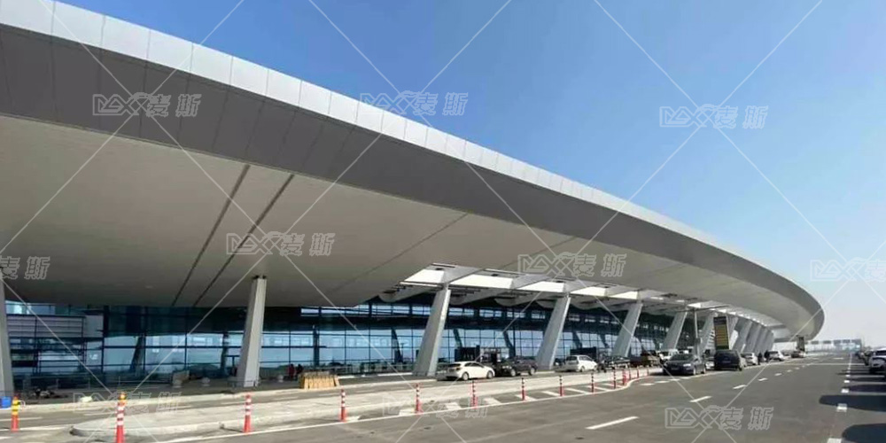 【MAX麥斯】戶外垃圾桶維護(hù)寧波機(jī)場(chǎng)乘車環(huán)境